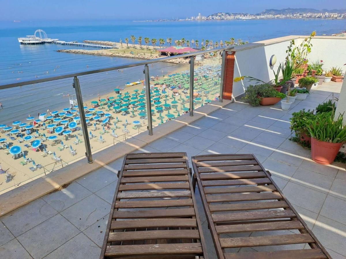 Claudine Apartment Durrës Exterior foto