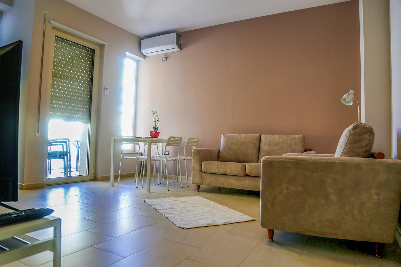 Claudine Apartment Durrës Exterior foto