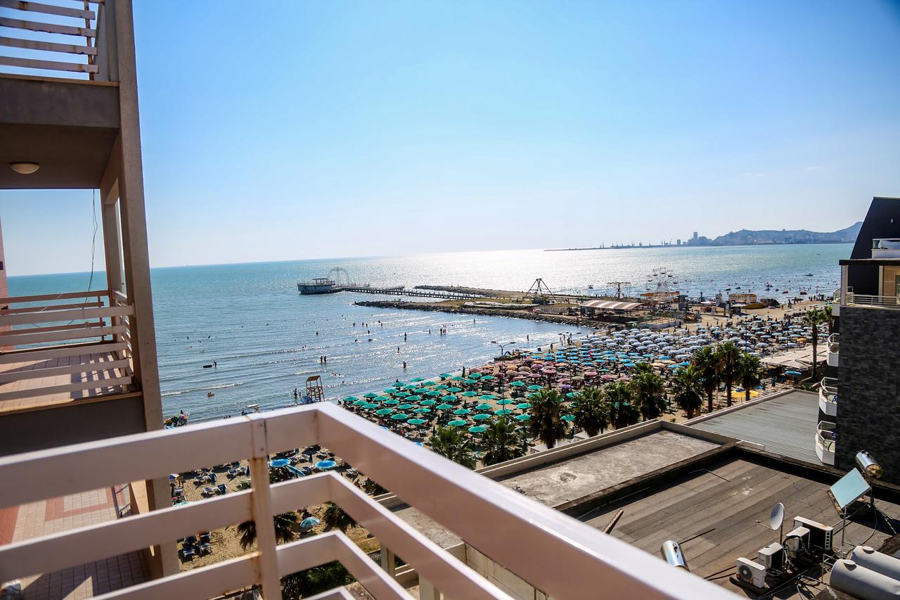 Claudine Apartment Durrës Exterior foto